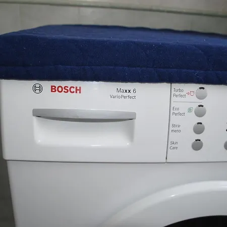 A * Marina dʼAndora