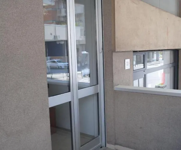 A * Marina dʼAndora